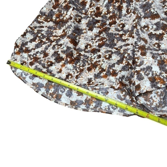 H&M Brown Cream Boho Printed Neutral Dressy Short with Elastic Band Size 8 - Picture 12 of 13